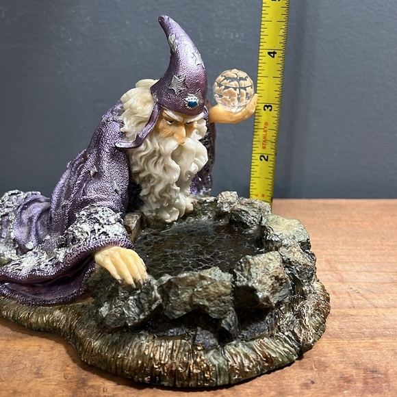 Medieval Legends Merlin Looking Into The Future alabastrine crystal wizard myth - Picture 2 of 12